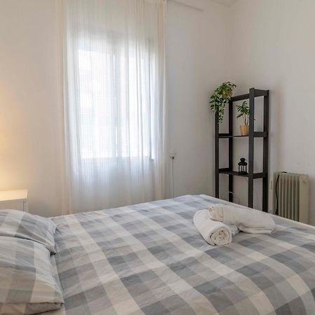 Apartamentos Los Remedios Sevilla Exteriér fotografie