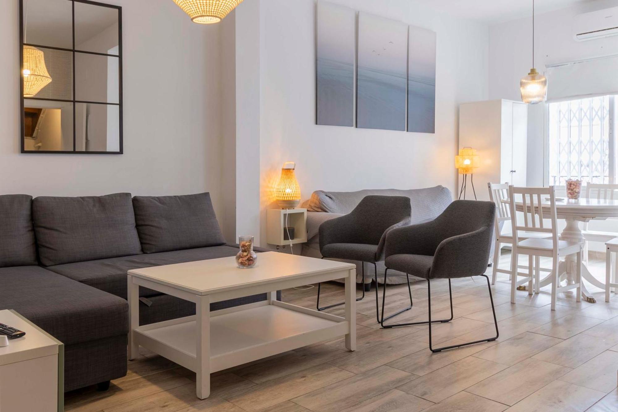Apartamentos Los Remedios Sevilla Exteriér fotografie