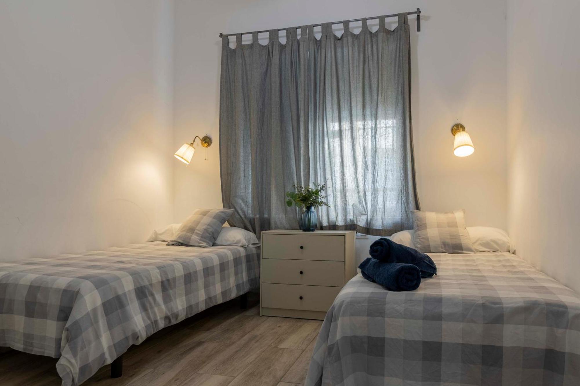 Apartamentos Los Remedios Sevilla Exteriér fotografie
